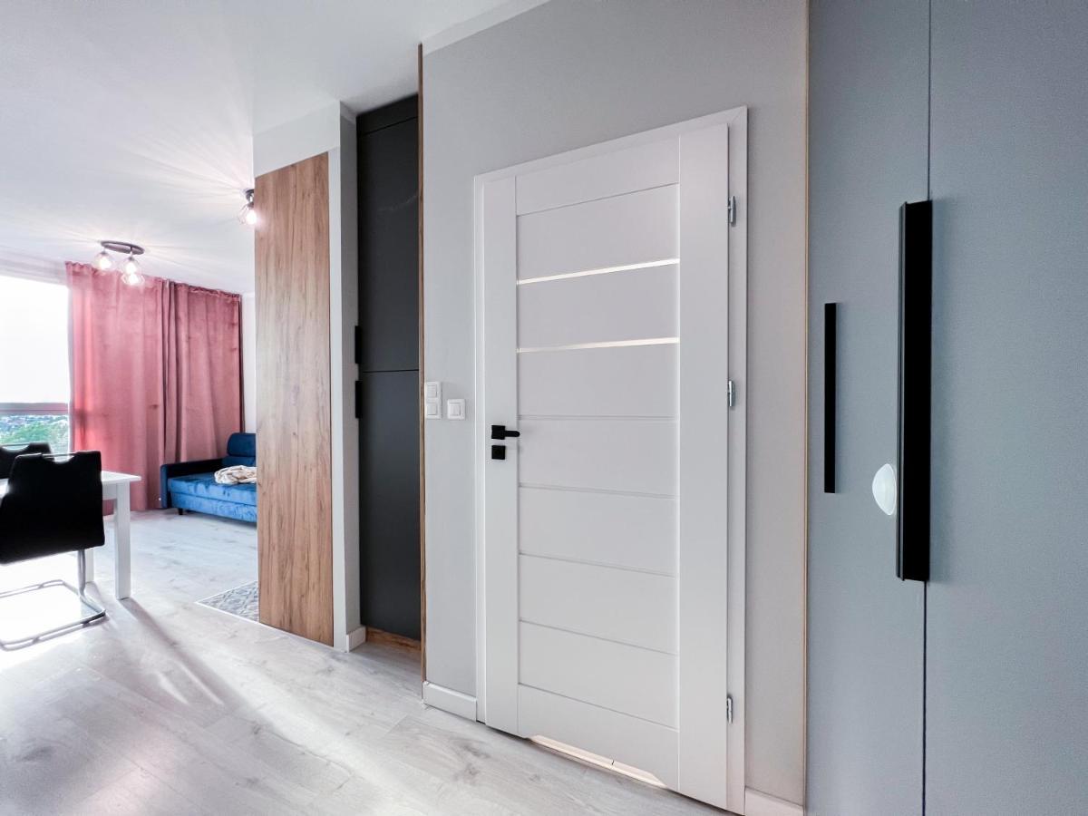 12 Floor Mogilska Tower Apartment Krakow Ngoại thất bức ảnh