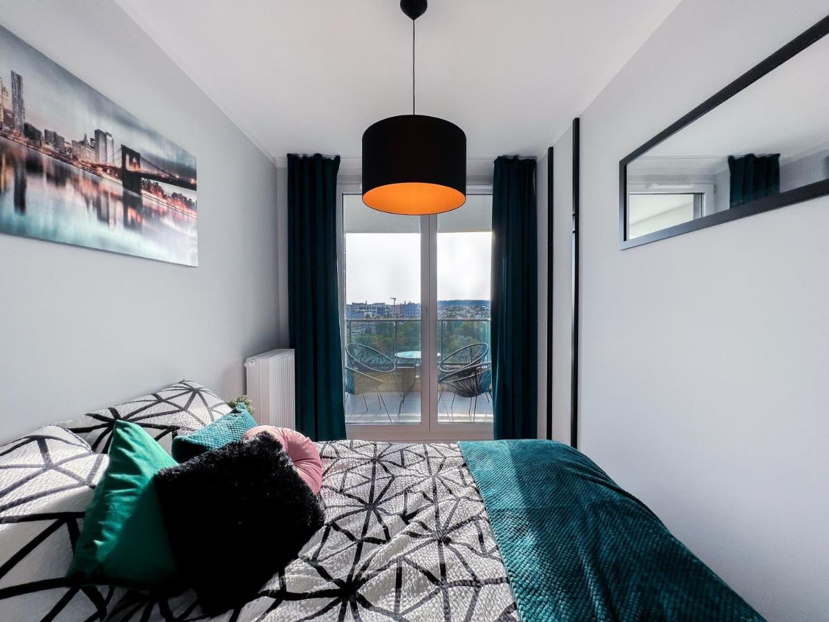 12 Floor Mogilska Tower Apartment Krakow Ngoại thất bức ảnh