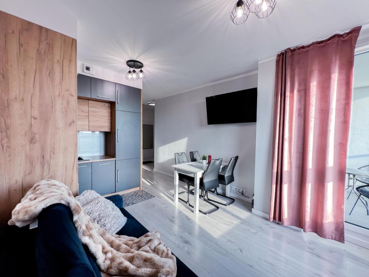 12 Floor Mogilska Tower Apartment Krakow Ngoại thất bức ảnh