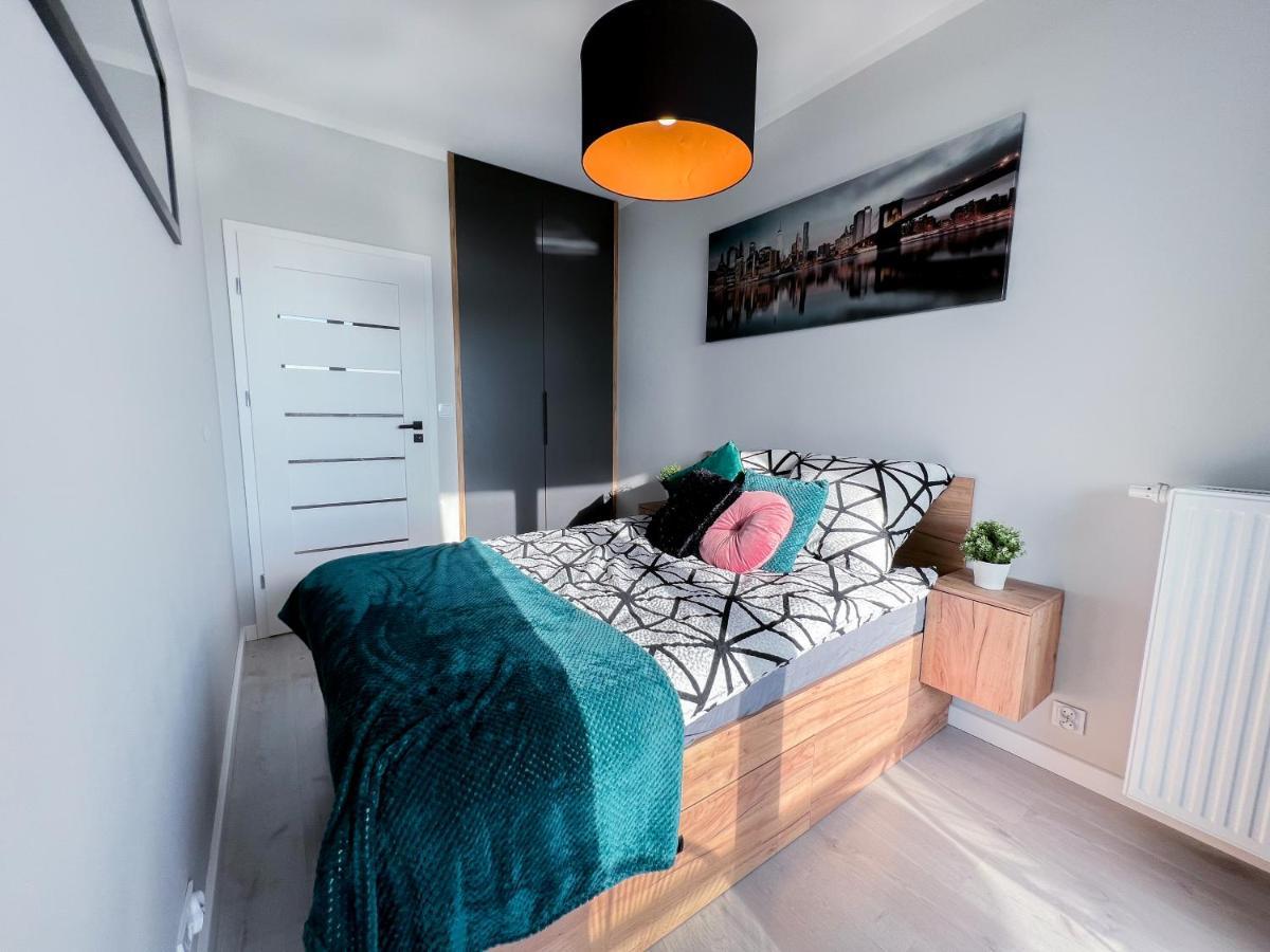 12 Floor Mogilska Tower Apartment Krakow Ngoại thất bức ảnh
